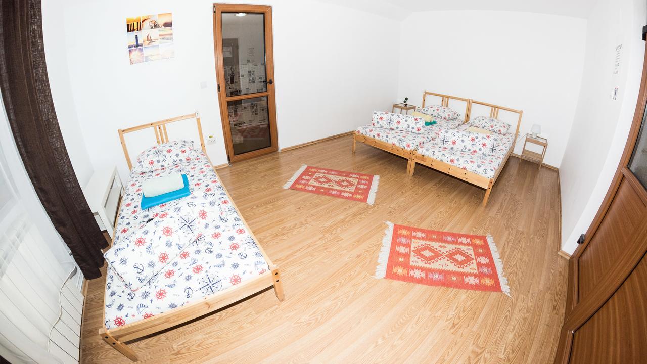 Exit Routine Hostel Timişoara Chambre photo